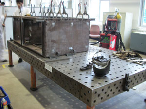 为青岛四方车辆研究所提供的三维柔性焊接工装