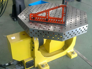 为上海中科集团电器集团制作的三维柔性八角旋转焊接平台